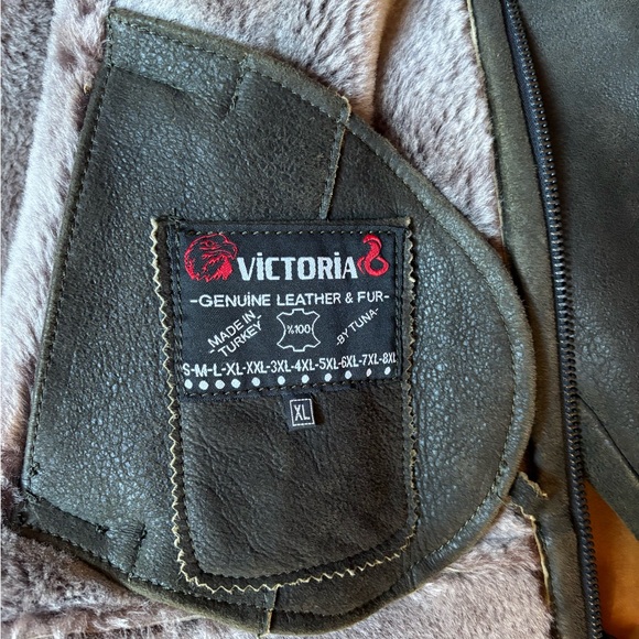 Men’s Faux Fur Lined Jacket - Picture 3 of 10